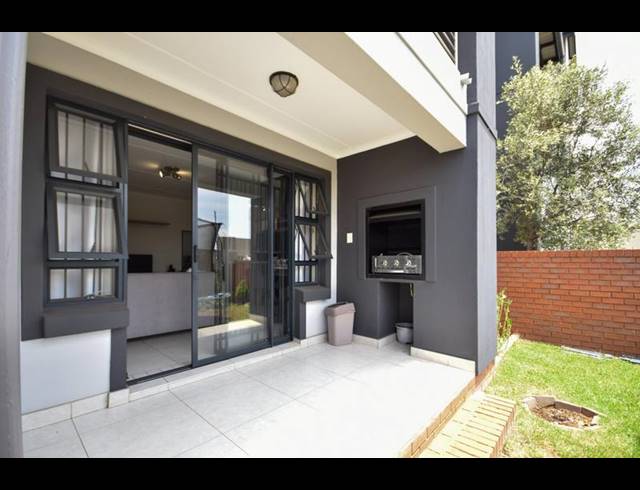 2 BEDROOM APARTMENT FOR SALE IN GOLDEN FIELDS ESTATE